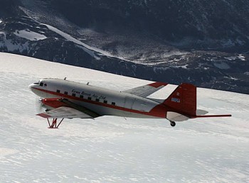 The DC-3 aircraft used by UTIG for studies of Earth’s ice sheets. The plane carries a radar system similar to the one that will scan Europa. 