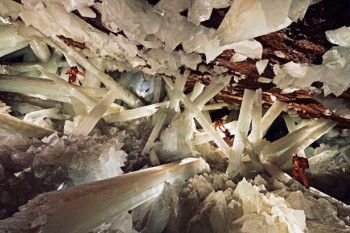 Scientists inside the Cave of Crystals. Carsten Peter, Speleoresearch & Films