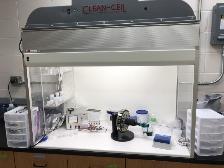 Clean Lab MCICPMS Lab