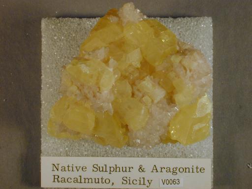 Sulfur image.