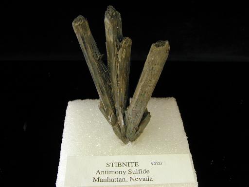 Stibnite image.
