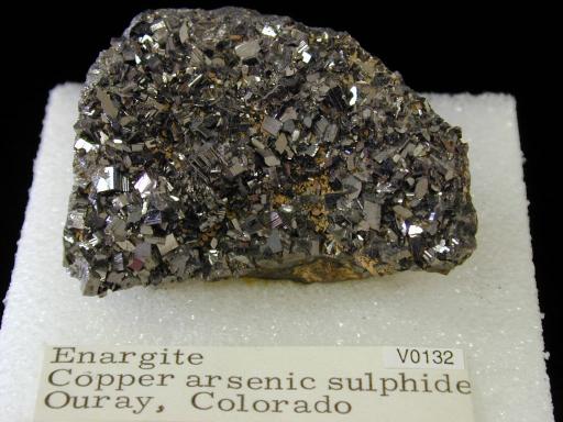 Enargite image.