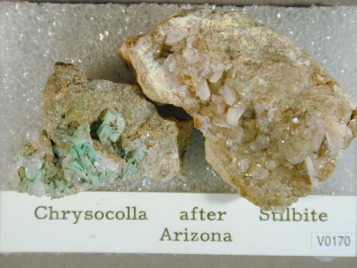 Chrysocolla image.