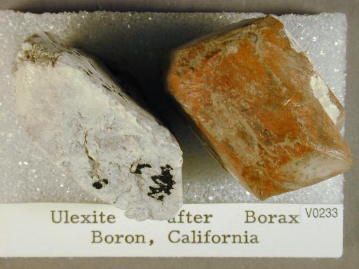 Ulexite image.