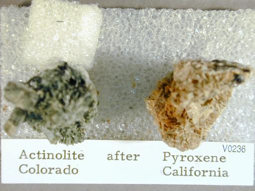 Actinolite image.