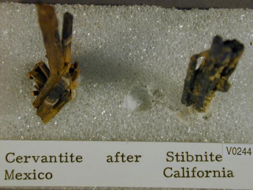 Cervantite image.