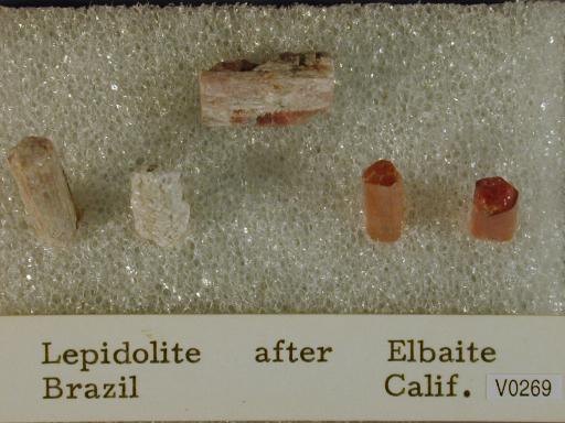 Lepidolite image.