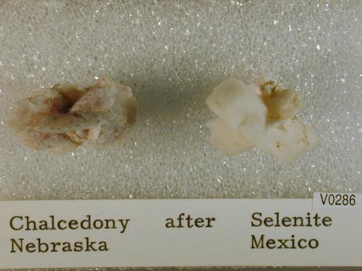 Chalcedony image.