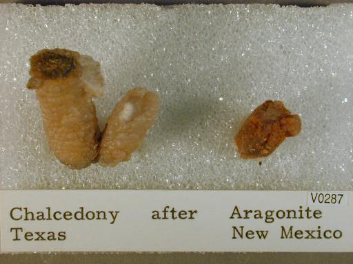 Chalcedony image.
