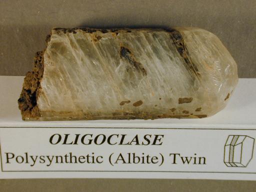 Oligoclase image.