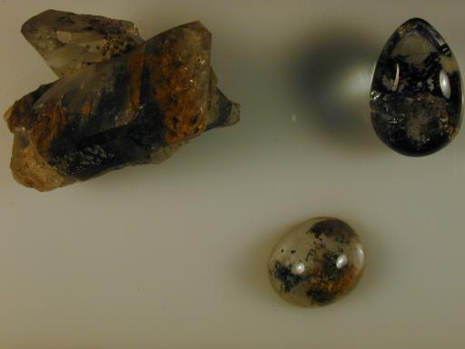 Quartz image.