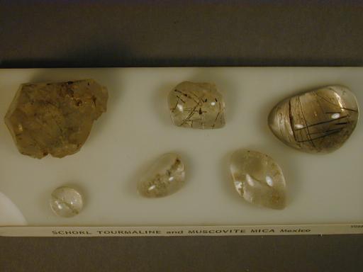 Quartz image.