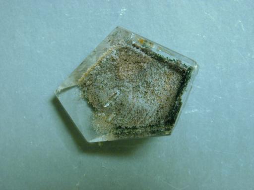 Quartz image.