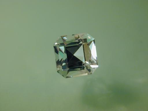 Quartz image.