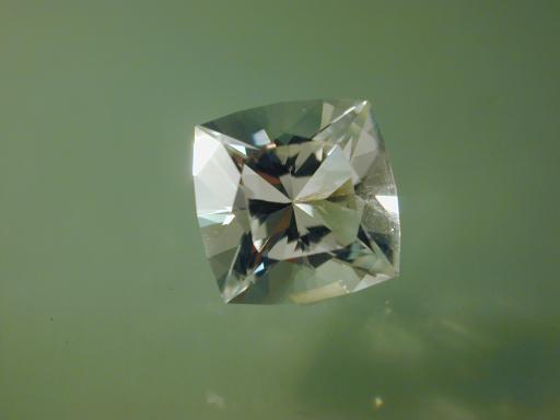 Quartz image.