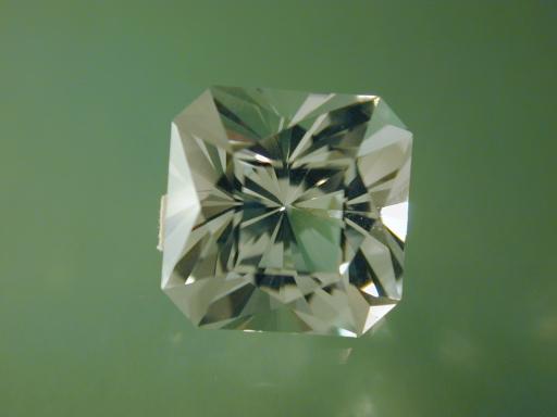 Quartz image.