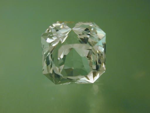 Quartz image.