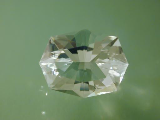Quartz image.