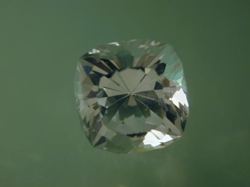 Quartz image.