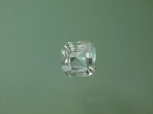 Quartz image.