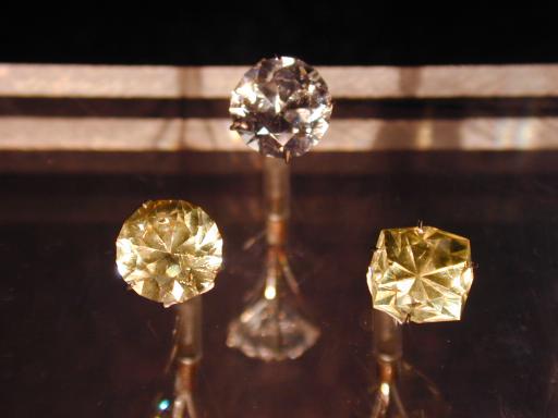Glass image.