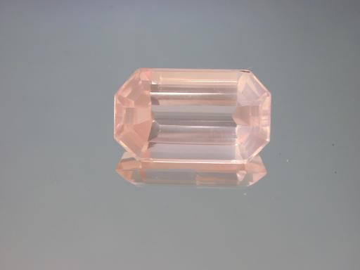 Quartz image.