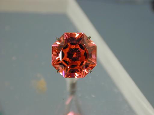 Garnet image.