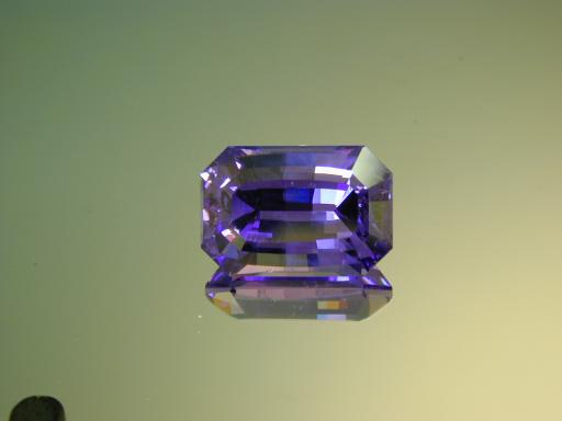Cubic zirconia image.