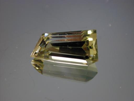 Quartz image.