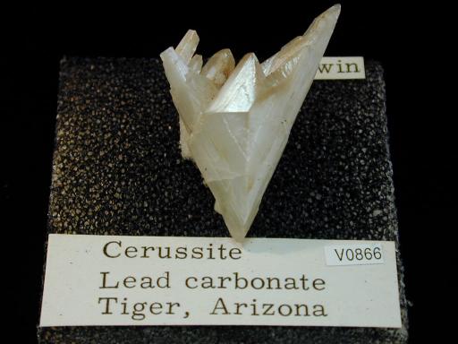 Cerussite image.
