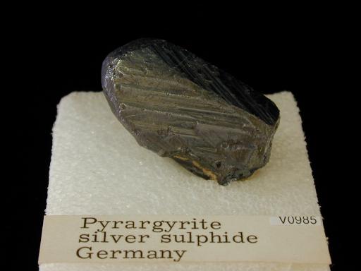 Pyrargyrite image.