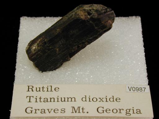 Rutile image.
