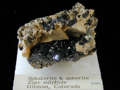 Sphalerite image.