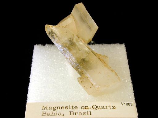 Magnesite image.