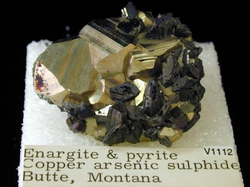 Enargite image.