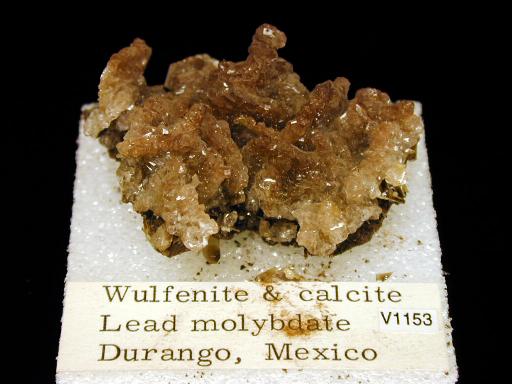 Wulfenite image.
