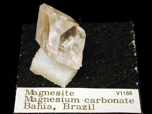Magnesite image.