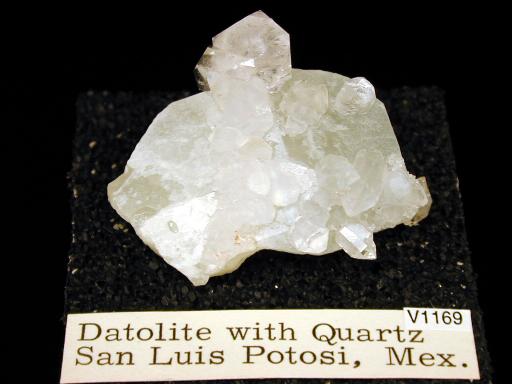 Datolite image.