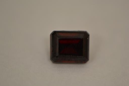 Garnet image.