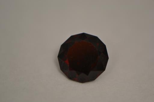 Garnet image.