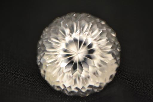 Quartz image.