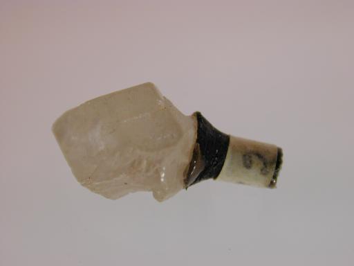 Scheelite image.