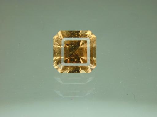 Corundum image.