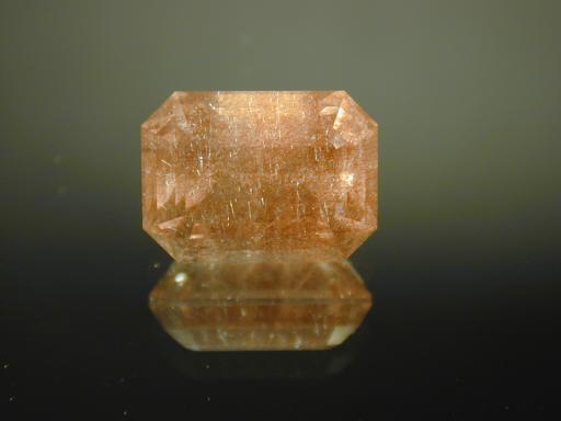 Quartz image.