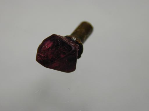 Spinel image.
