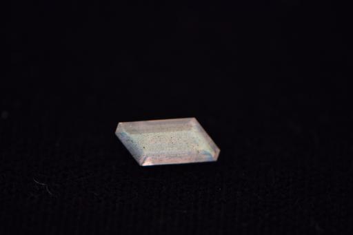 Labradorite image.
