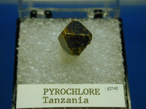 Pyrochlore image.