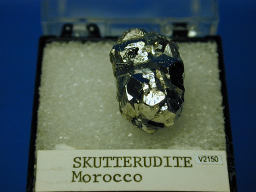 Skutterudite image.