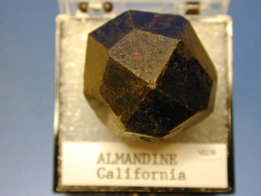 Garnet image.