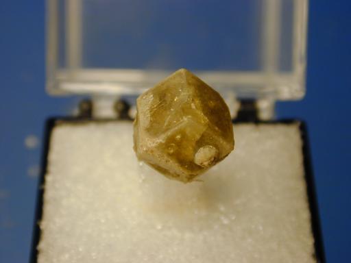 Garnet image.